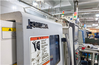 高精度数控车床